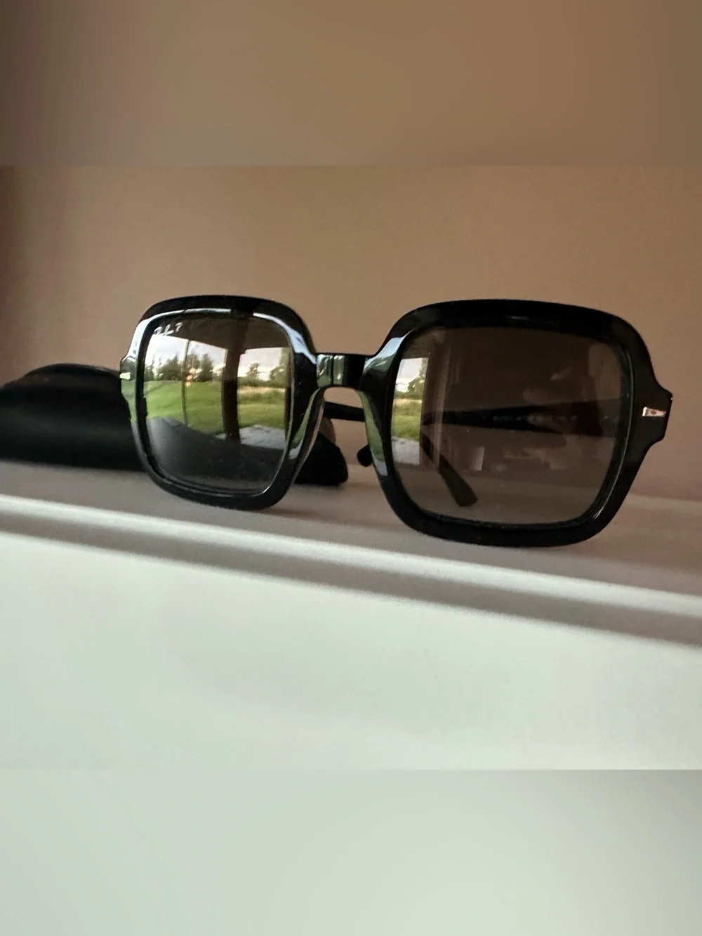 Ray-Ban Black Oversized Square Women's Sunglasses